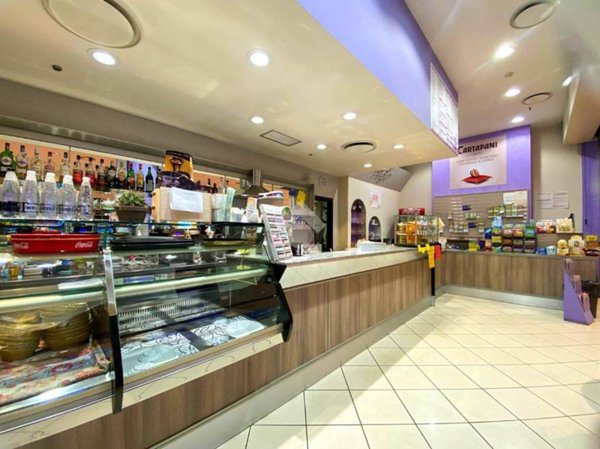 negozio in vendita a Villanuova sul Clisi