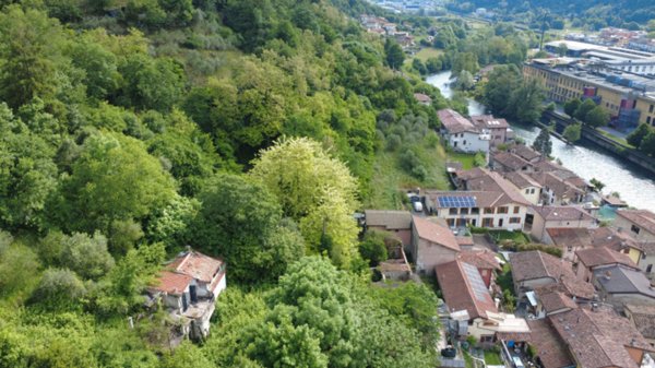 casa indipendente in vendita a Villanuova sul Clisi