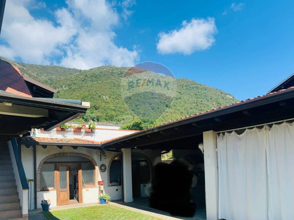 casa indipendente in vendita a Villanuova sul Clisi