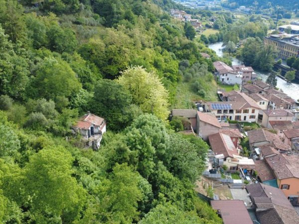 casa indipendente in vendita a Villanuova sul Clisi