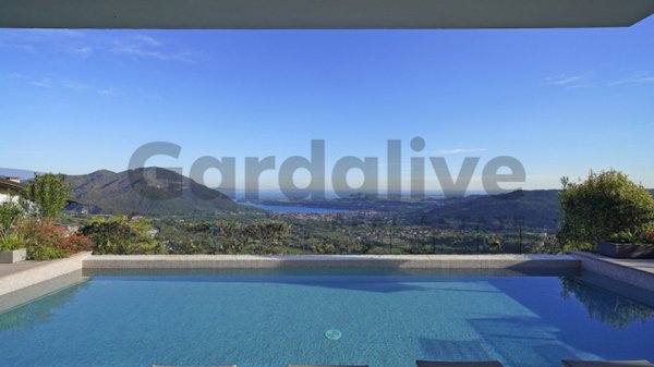 casa indipendente in vendita a Villanuova sul Clisi