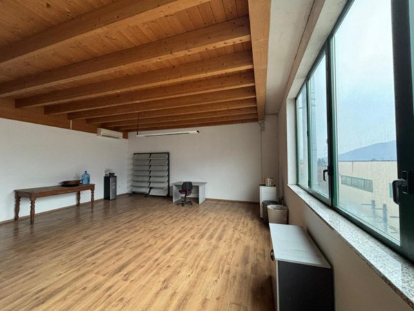 loft in vendita a Villanuova sul Clisi