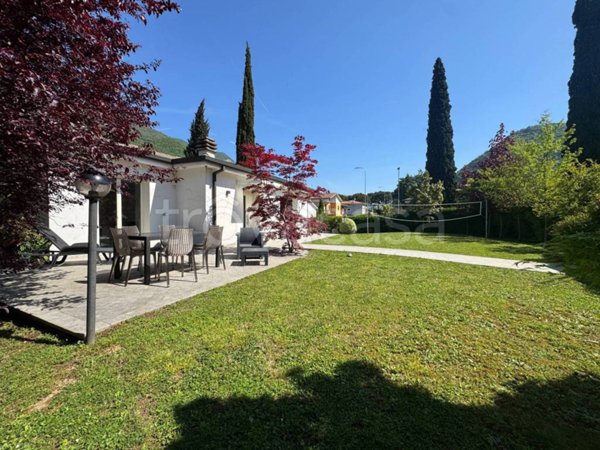 casa indipendente in vendita a Villanuova sul Clisi