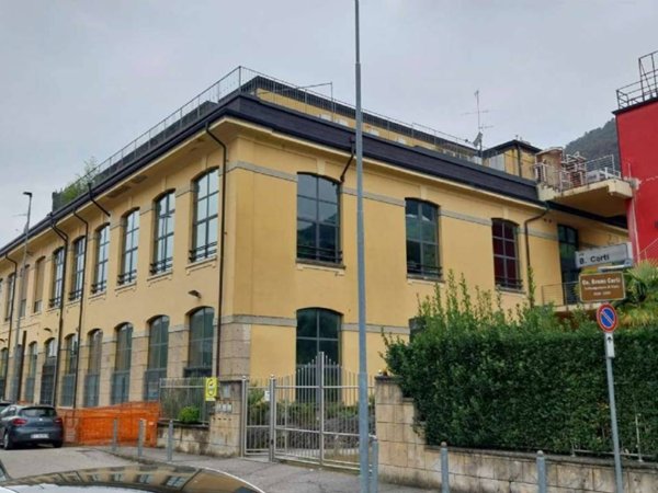 negozio in vendita a Villanuova sul Clisi