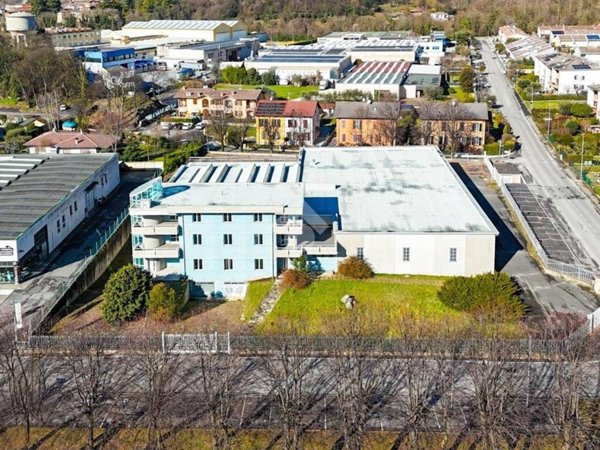 capannone in vendita a Villanuova sul Clisi