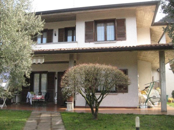 casa indipendente in vendita a Villanuova sul Clisi