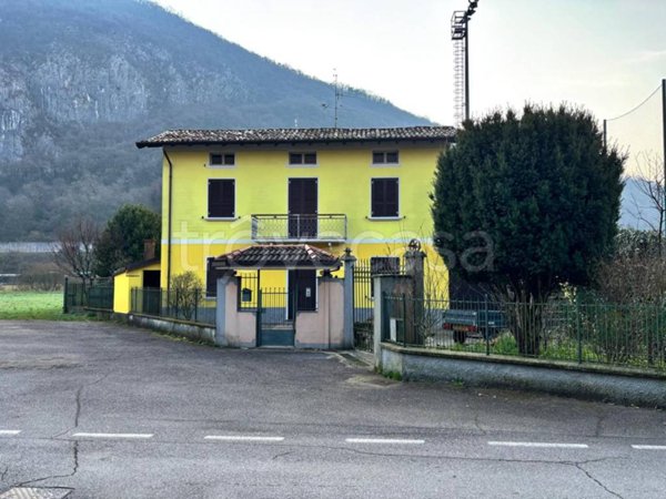 casa indipendente in vendita a Villanuova sul Clisi