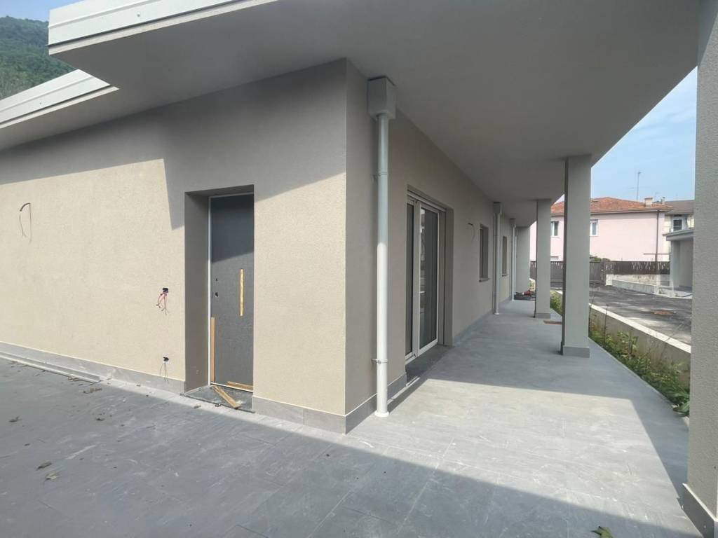 casa indipendente in vendita a Villanuova sul Clisi