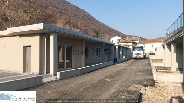 casa indipendente in vendita a Villanuova sul Clisi