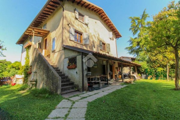 casa indipendente in vendita a Villanuova sul Clisi