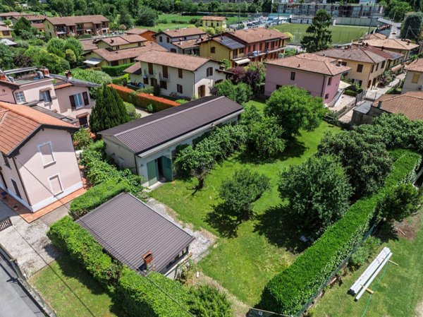 casa indipendente in vendita a Villanuova sul Clisi