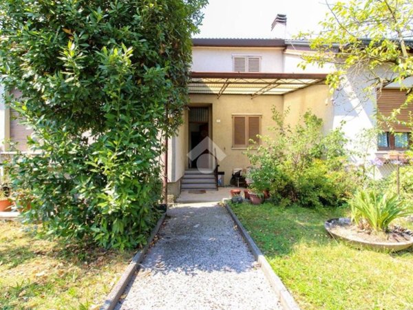 casa indipendente in vendita a Villanuova sul Clisi