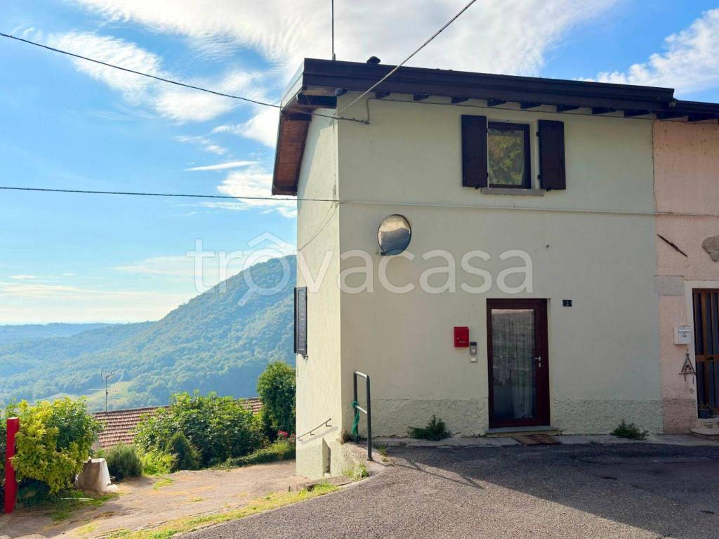 casa indipendente in vendita a Villanuova sul Clisi