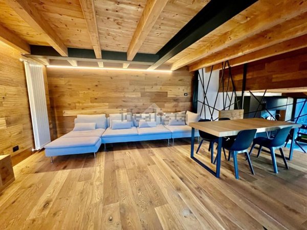 casa indipendente in vendita a Vione