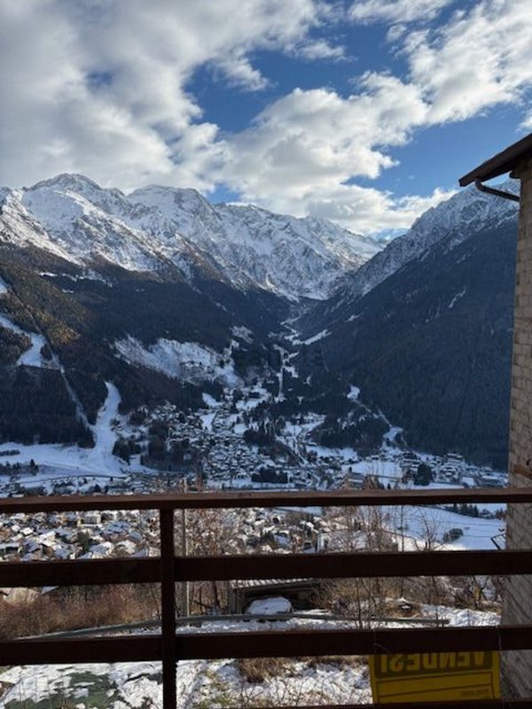 casa indipendente in vendita a Vione in zona Canè