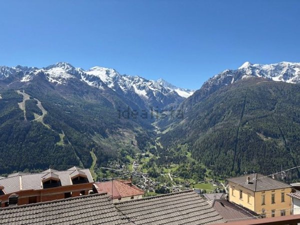 appartamento in vendita a Vione in zona Canè