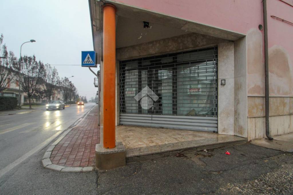 negozio in vendita a Visano