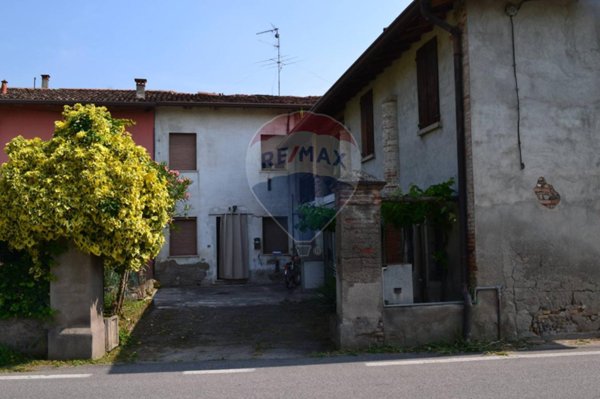casa semindipendente in vendita a Visano