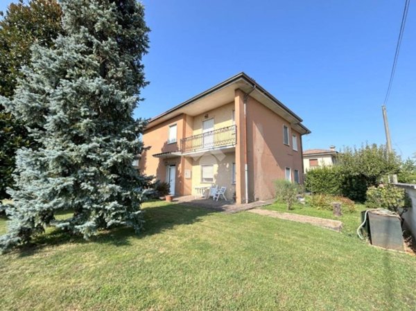 casa indipendente in vendita a Visano