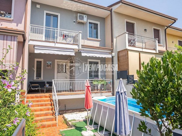 casa indipendente in vendita a Visano