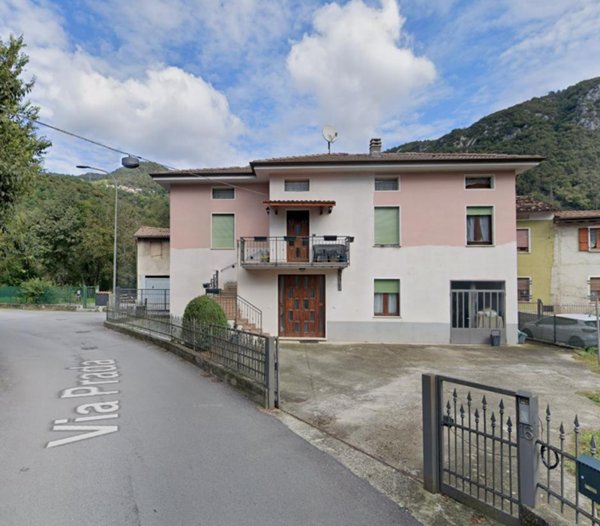 casa indipendente in vendita a Vobarno in zona Carpeneda