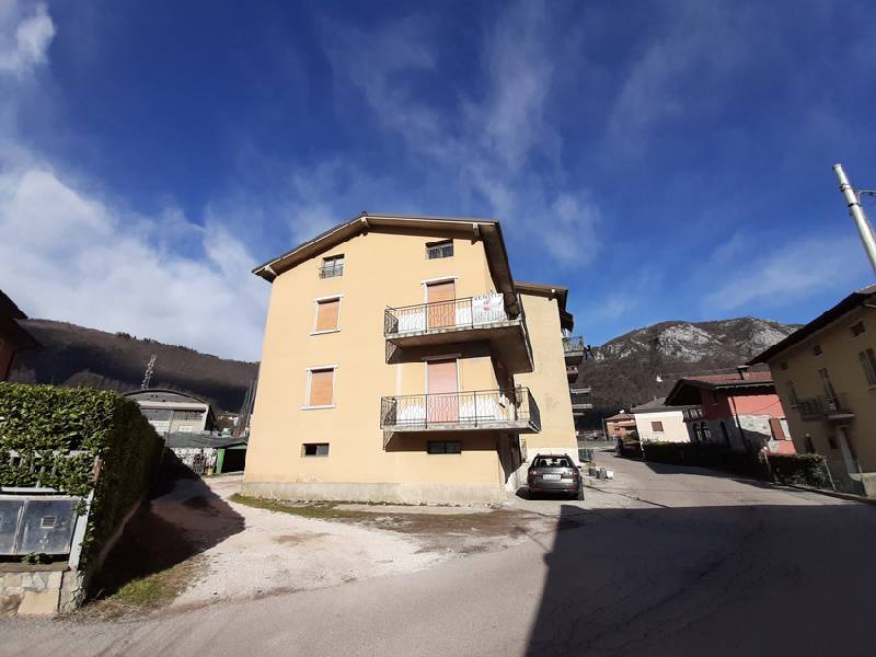 casa indipendente in vendita a Vobarno in zona Carpeneda