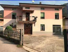 appartamento in vendita a Vobarno in zona Carpeneda