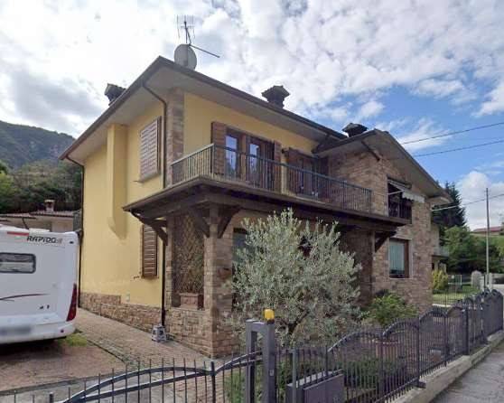 appartamento in vendita a Vobarno in zona Carpeneda
