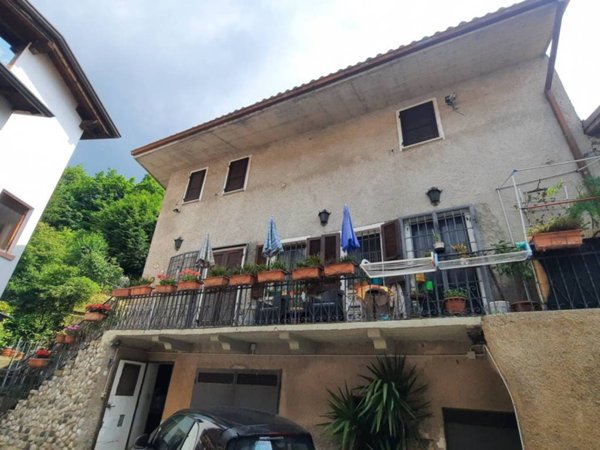 casa indipendente in vendita a Vobarno in zona Carvanno