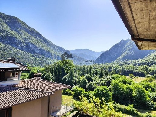 appartamento in vendita a Vobarno in zona Carpeneda