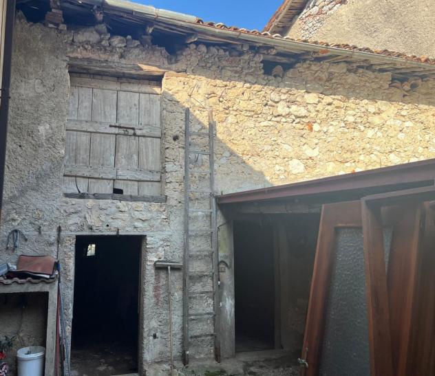 casale in vendita a Vobarno