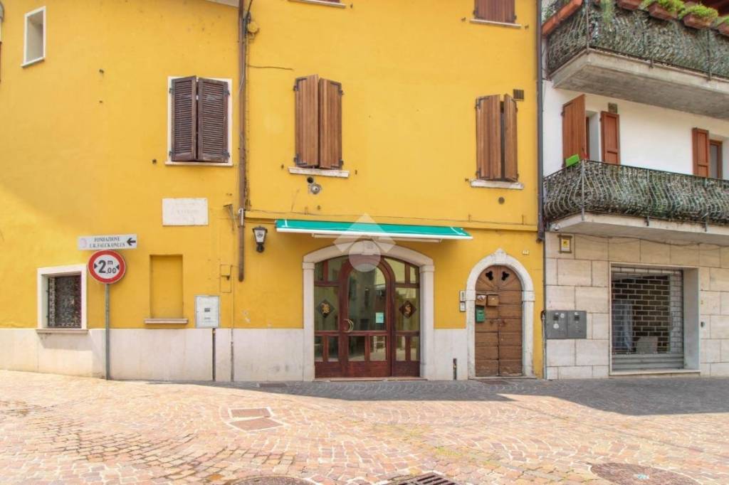 negozio in vendita a Vobarno in zona Collio
