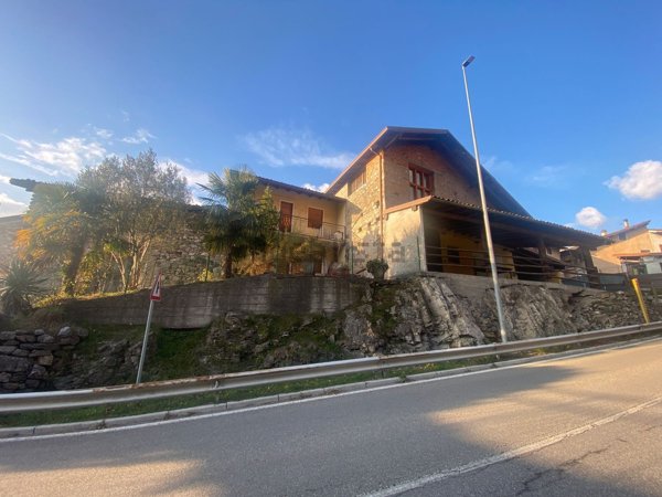 casa indipendente in vendita a Zone