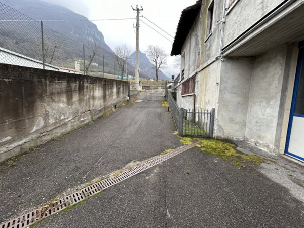 casa indipendente in vendita a Zone