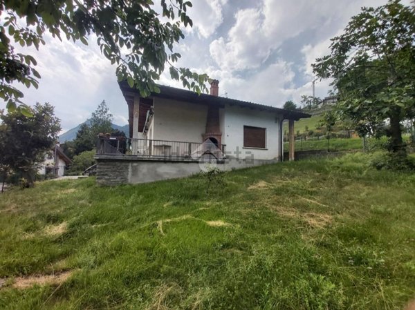 casa indipendente in vendita a Zone