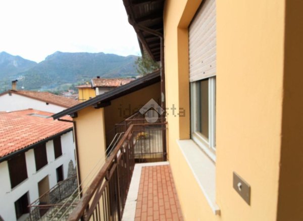 casa indipendente in vendita a Zone