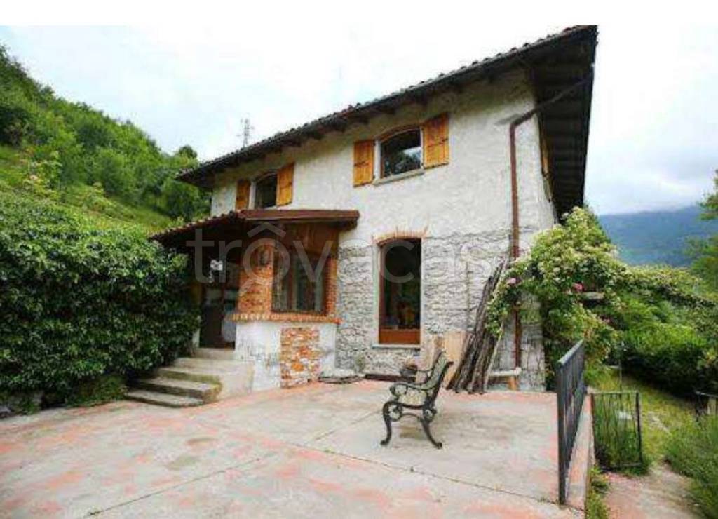 casa indipendente in vendita a Zone