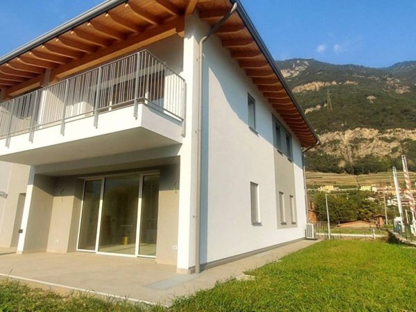 appartamento in vendita a Piancogno in zona Piamborno