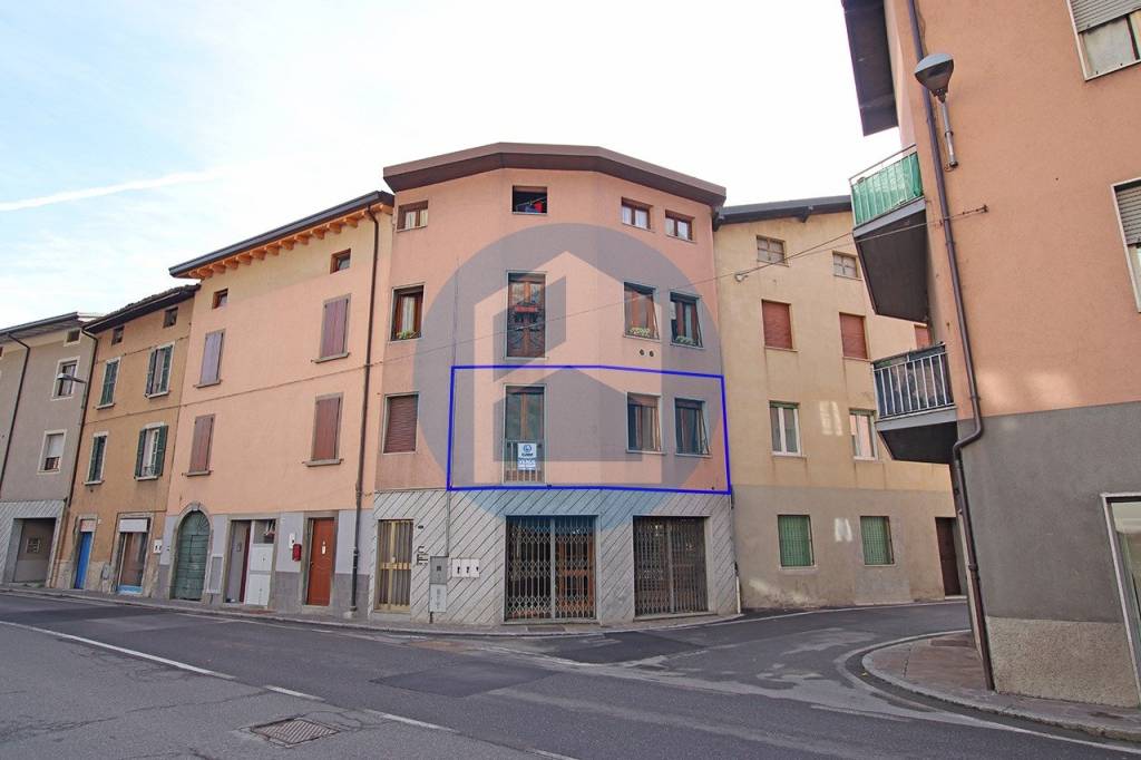 appartamento in vendita a Piancogno in zona Piamborno