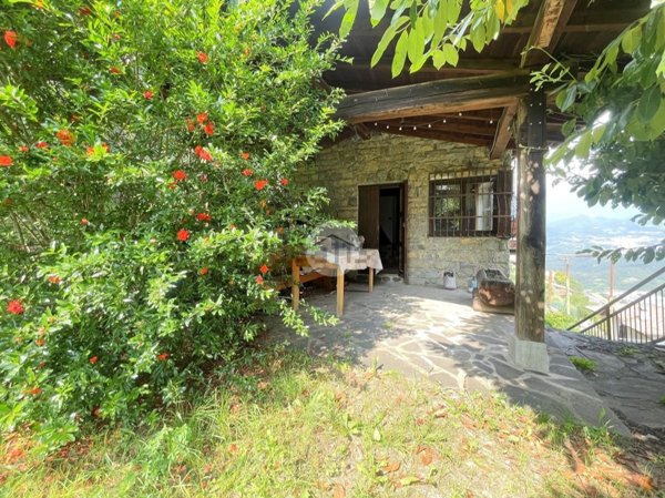 casa indipendente in vendita a Piancogno