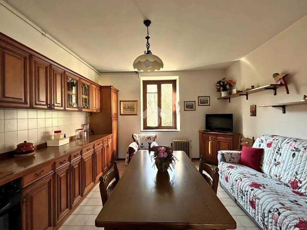 appartamento in vendita a Piancogno in zona Cogno