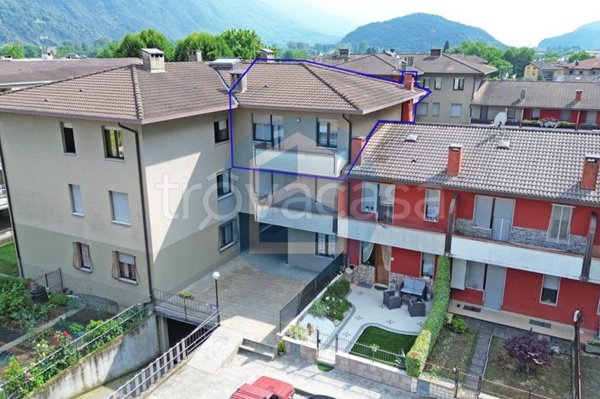 appartamento in vendita a Piancogno in zona Piamborno