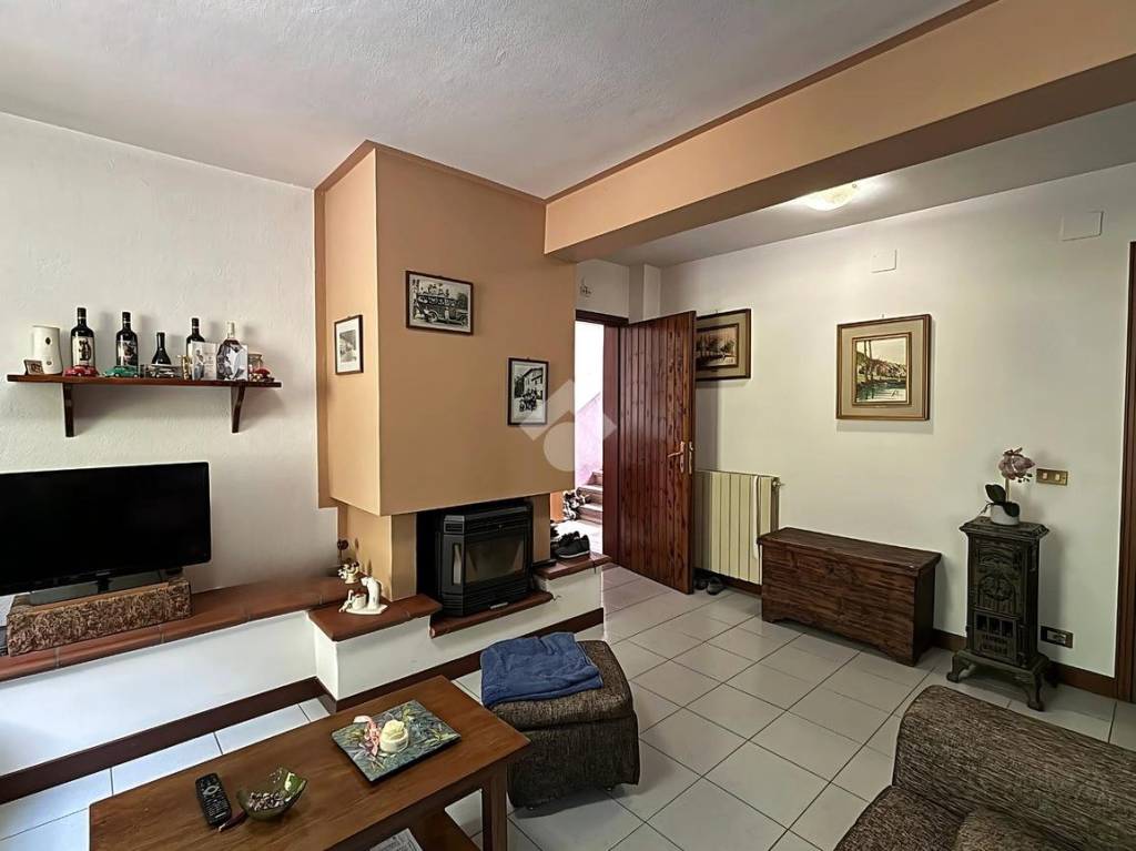 appartamento in vendita a Piancogno in zona Cogno