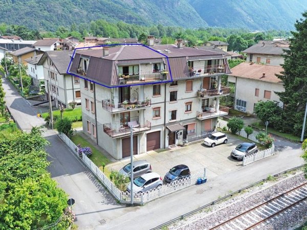 appartamento in vendita a Piancogno in zona Piamborno