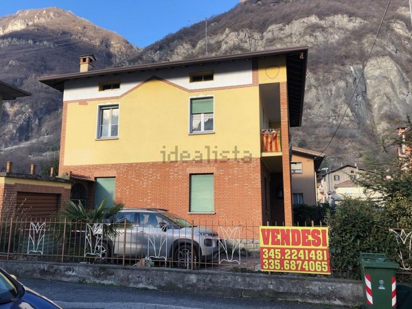 casa indipendente in vendita a Piancogno