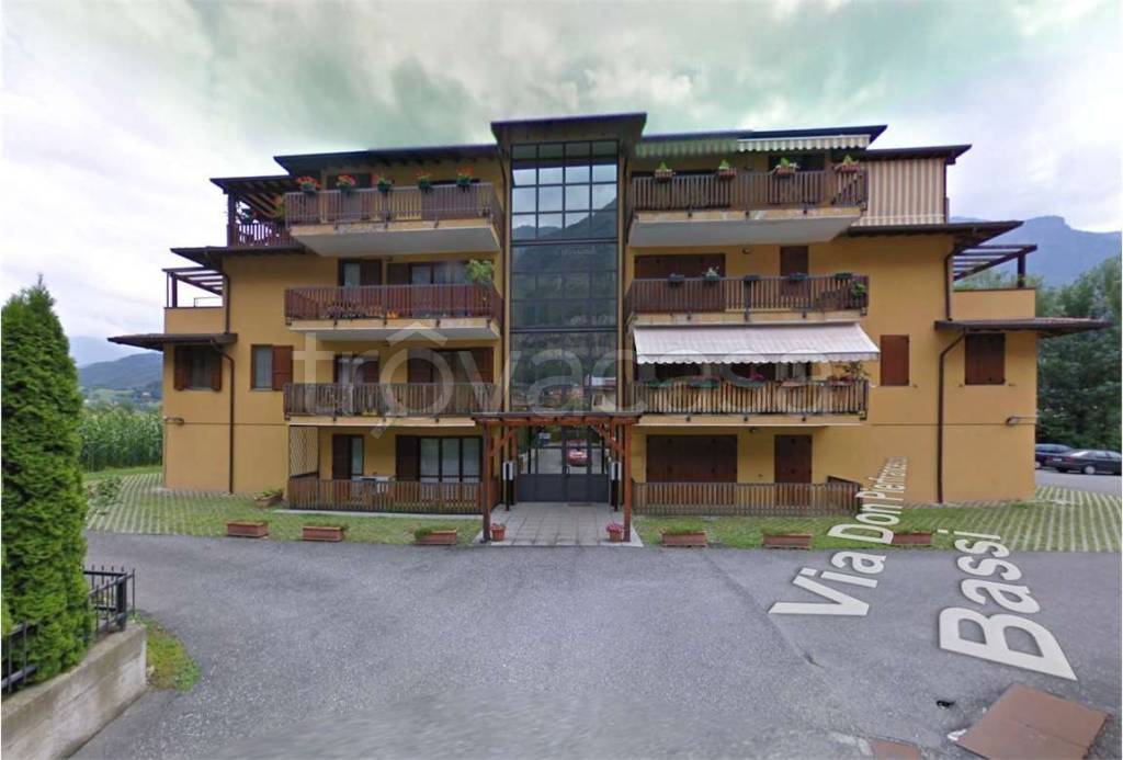 appartamento in vendita a Piancogno
