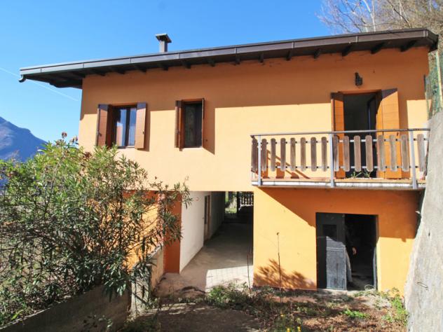 casa indipendente in vendita a Piancogno in zona Cogno