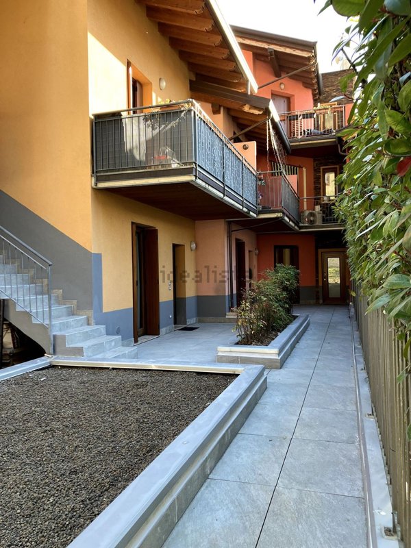 casa indipendente in vendita a Piancogno