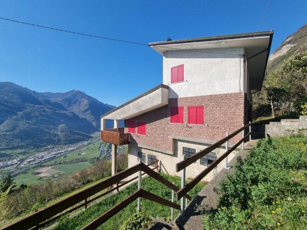 casa indipendente in vendita a Piancogno in zona Piamborno