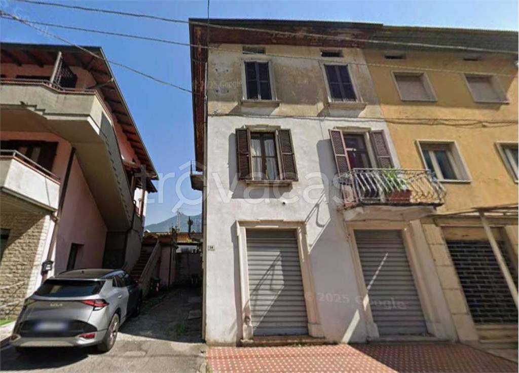 casa indipendente in vendita a Piancogno in zona Cogno